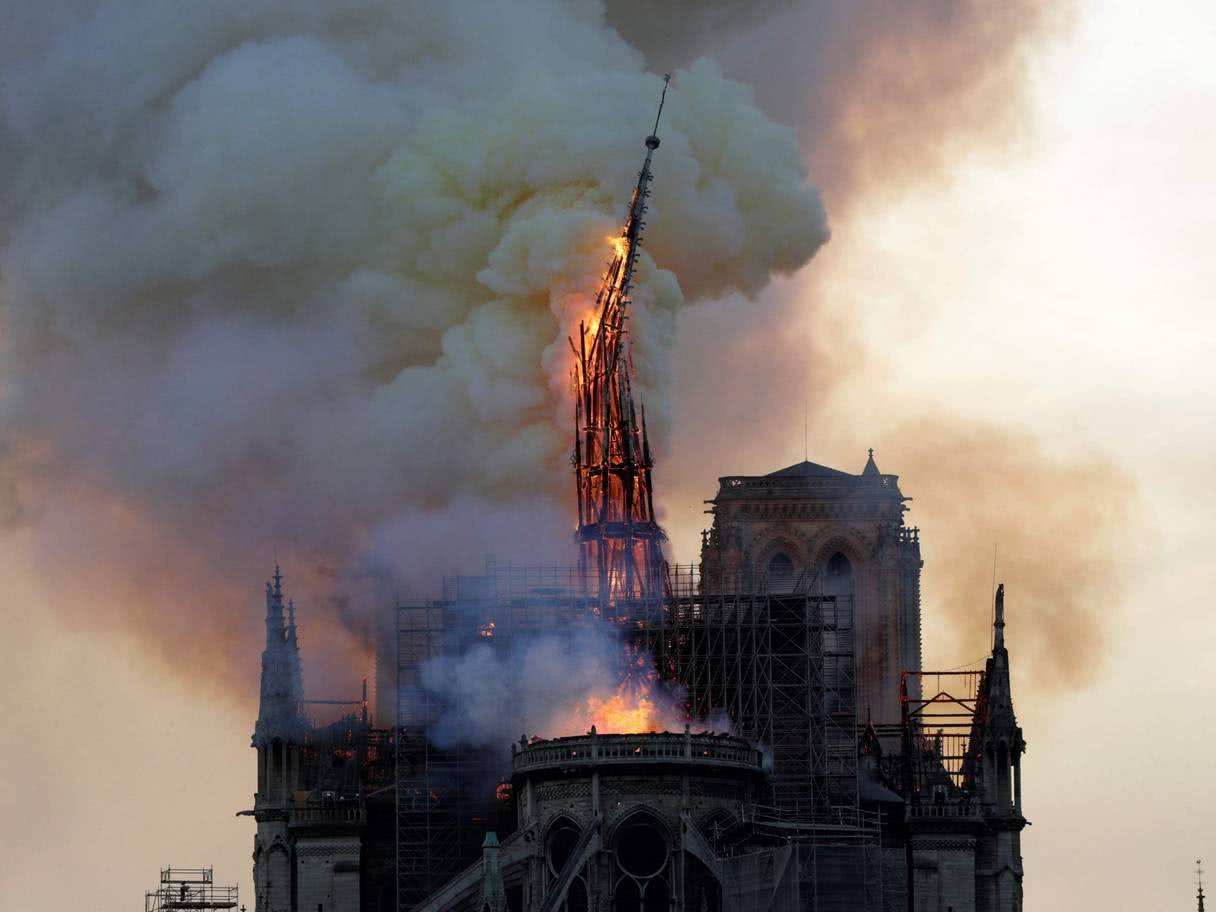 Desastre de incendio en Notre Dame: preste atención a la seguridad del equipo